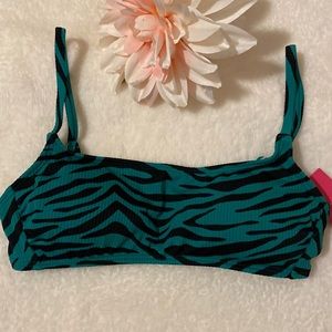 🦓 Green and Black Zebra Print Swim Top
